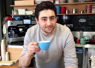 Arnaud Massin, 33 ans, ancien contrôleur de gestion et locavore convaincu, a ouvert Coffee Stub, un...
