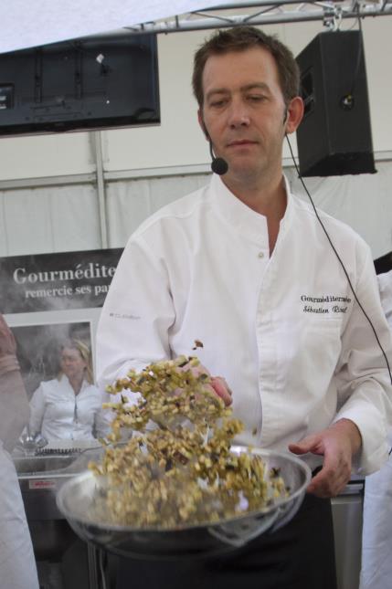 Sébastien Richard en démonstration pendant le Festival Gourméditerranée