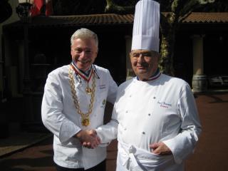 Paul Bocuse, hôte de marque du Congrès des Maîtres cuisiniers de France, accueilli par Christian...