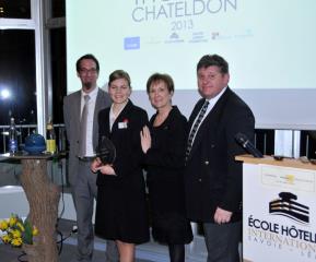 Lise Michiels, en bac technologique au lycée Savoie Léman avec Dominique Loiseau.