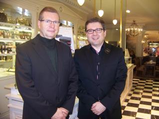 Jacques Siso (à droite) et Bruno Charleux supervisent cet établissement de 160 m2