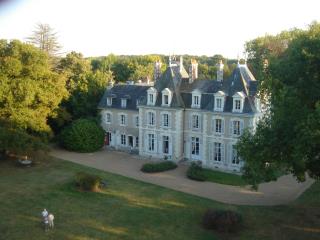 Le château du Breuil.