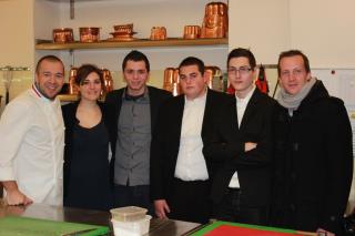 De gauche à droite : Guillaume Gomez, X, Loïc Bodelet, Gauthier Durieux,  et Matthieu Patthyn et...