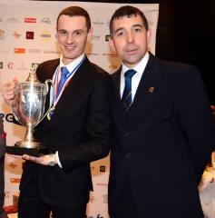 Marc-Thomas Fefin, chef de rang au restaurant l'Epicure à l'Hôtel Le Bristol, remporte la première...