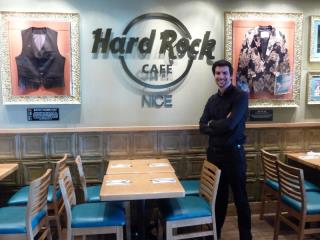 Anthony Matteuzzi, manager : le Hard Rock Café a sa place dans le paysage niçois.