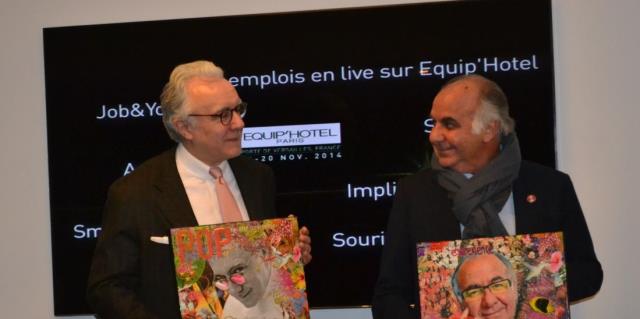 Passation du flambeau entre les parrains d'Equip'Hôtel : Alain Ducasse, parrain de l'édition 2012 et Serge Trigano, parrain de l'édition 2014.