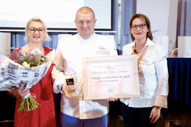 Nicole et Christophe Marguin, avec Marie Sauce Bourreau, présidente des Toques Françaises.