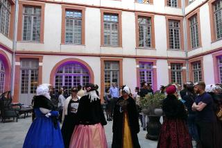 La Cour des Consuls, hôtel 5 étoiles à Toulouse s'amuse