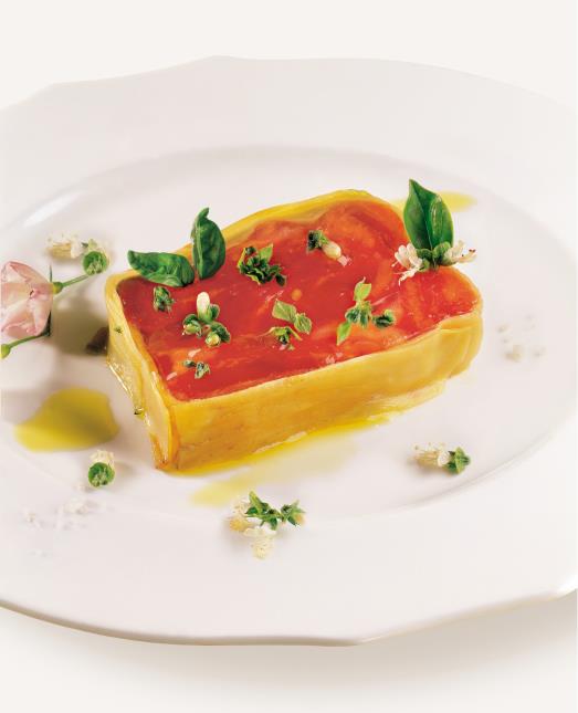 Terrine de tomates, aubergines et fleurs de basilic