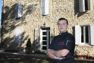 Florent Mansard a pris la responsabilité d'une auberge devenue une institution avec le temps.