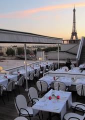 La terrasse du restaurant la Maison Blanche.