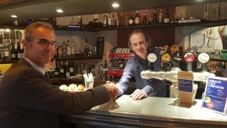 Jean-François Aubert, président de l'association Libegaf et Karl Olio, Café Edouard autour du kit...