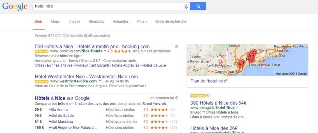 Les annonces Adwords apparaissent en première place des résultats de recherche, à droite et au bas de l'écran