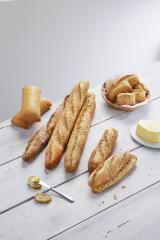 La gamme essentielle est composée de baguettes, baguettines ou pains rectangle pour les sandwichs,...