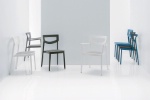 GO IN propose des chaises en métal avec une technique innovante