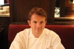 À Broadway, Florian Hugo marie le vin et le chocolat