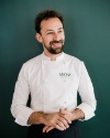 Quel chef se cache derrière le menu de l'Esprit de Gigi cuisiné par Gabriel dans la nouvelle saison 3 d'Emily in Paris ?